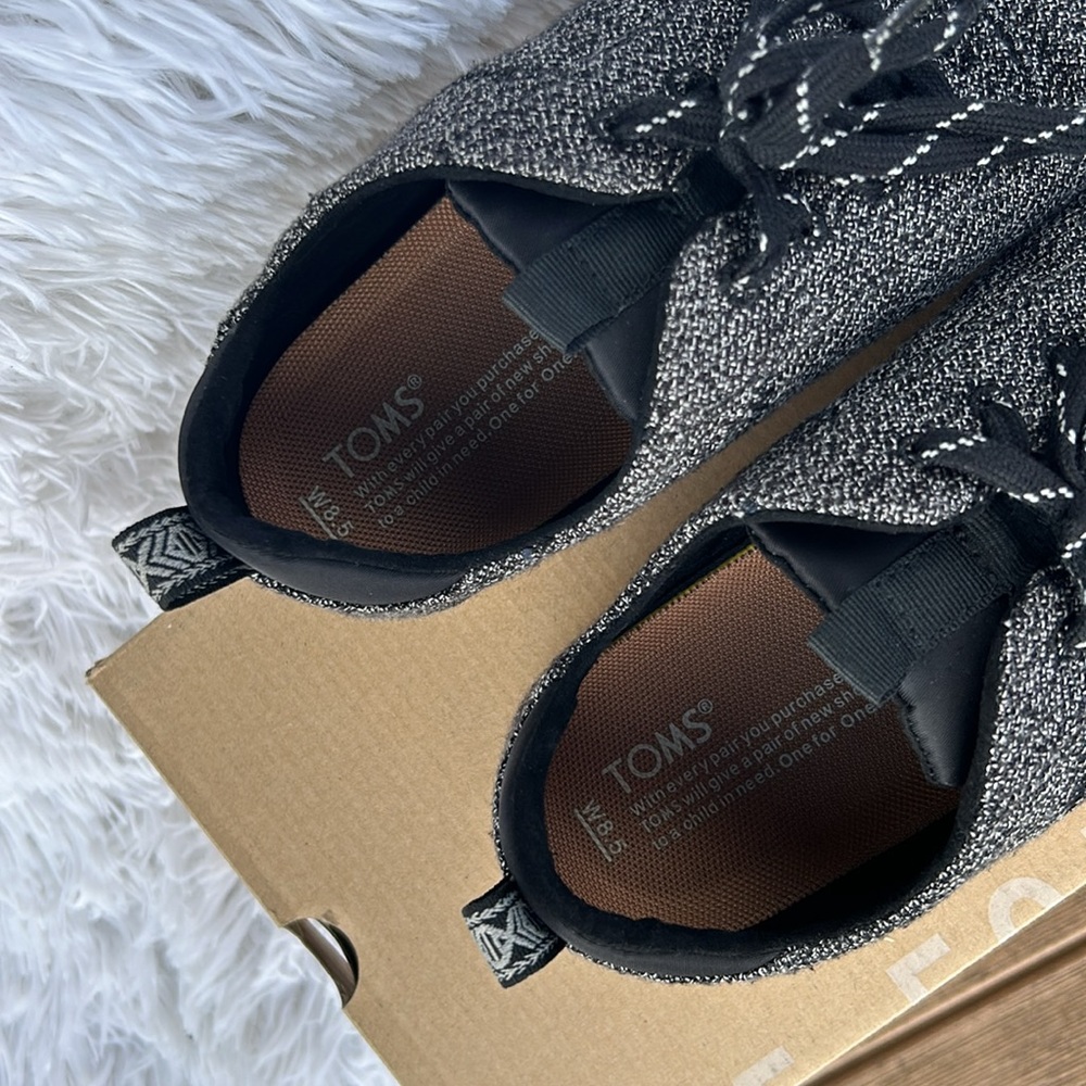 Toms Cabrillo Black and White Terry Cloth Lace Up Sneaker Tennis Shoe Size 8.5 - Picture 11 of 12